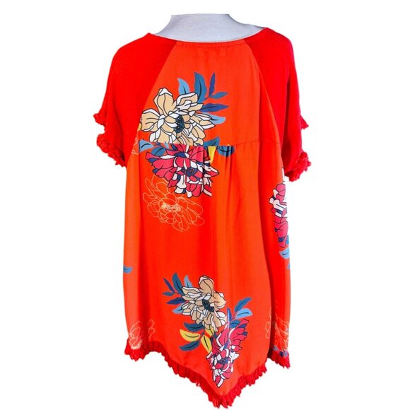 Womens Red Floral Tunic Top By Umgee Size M Short Fringe Sleeves Lightweight Cot - Picture 2 of 8